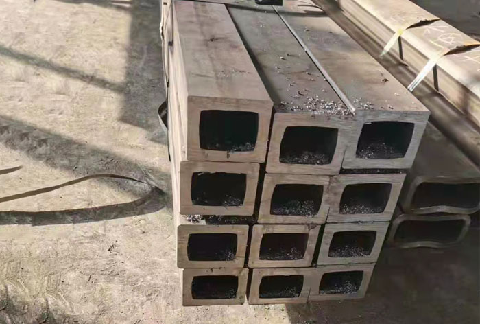 新疆Q345B无缝方管