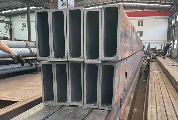 新疆无缝方矩管