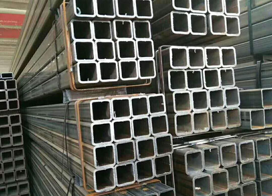 新疆无缝方矩管