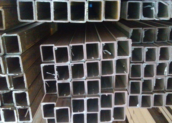 新疆无缝方矩管